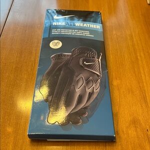 Nike All Weather Men's Gloves - Black and Gray